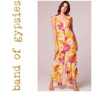 BAND OF GYPSIES COLLECTIVE - NWT  “Euphoria” Gold Floral Wide-Leg Jumpsuit. Sz M